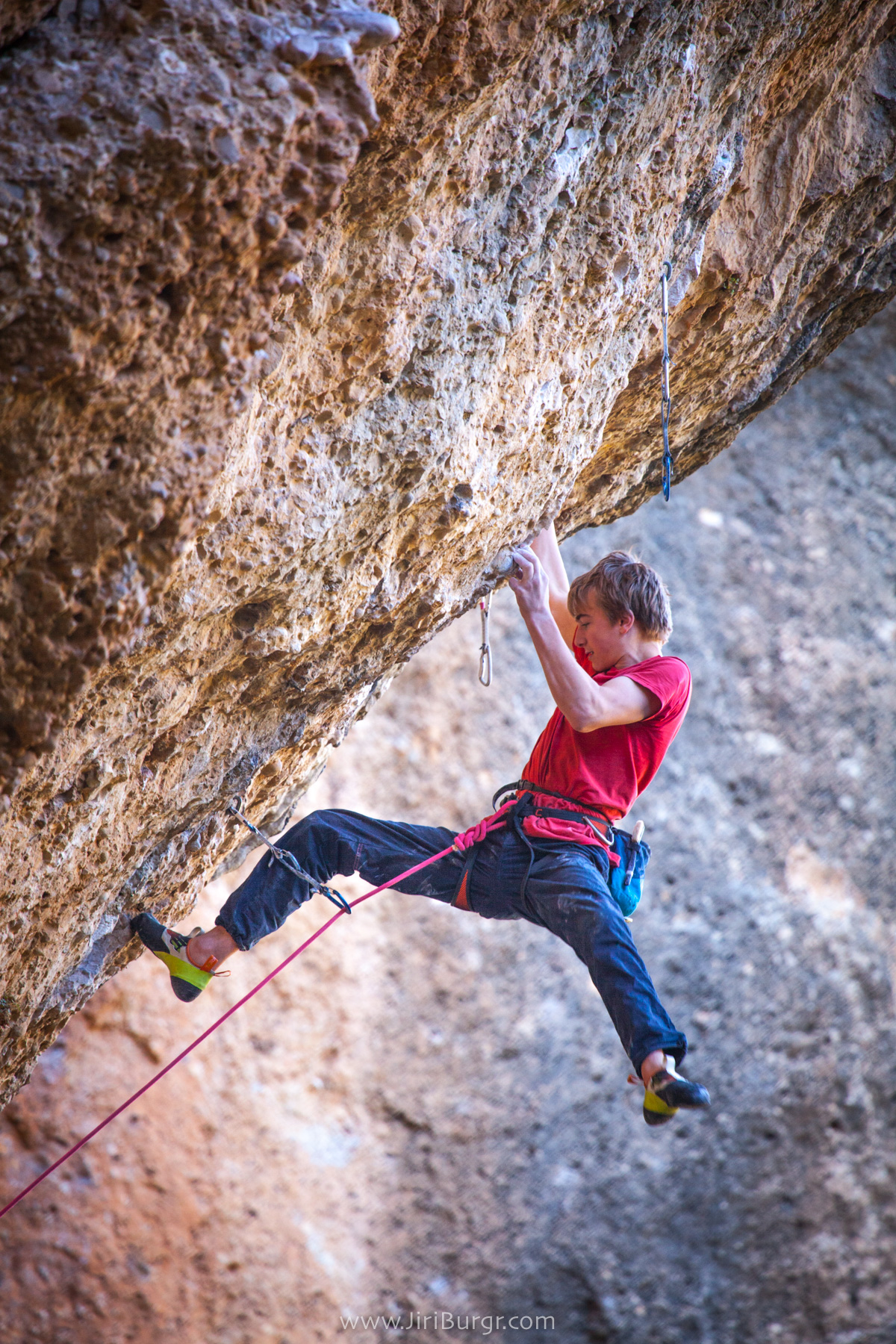 Josh climbing Via Del Quim - 8b+