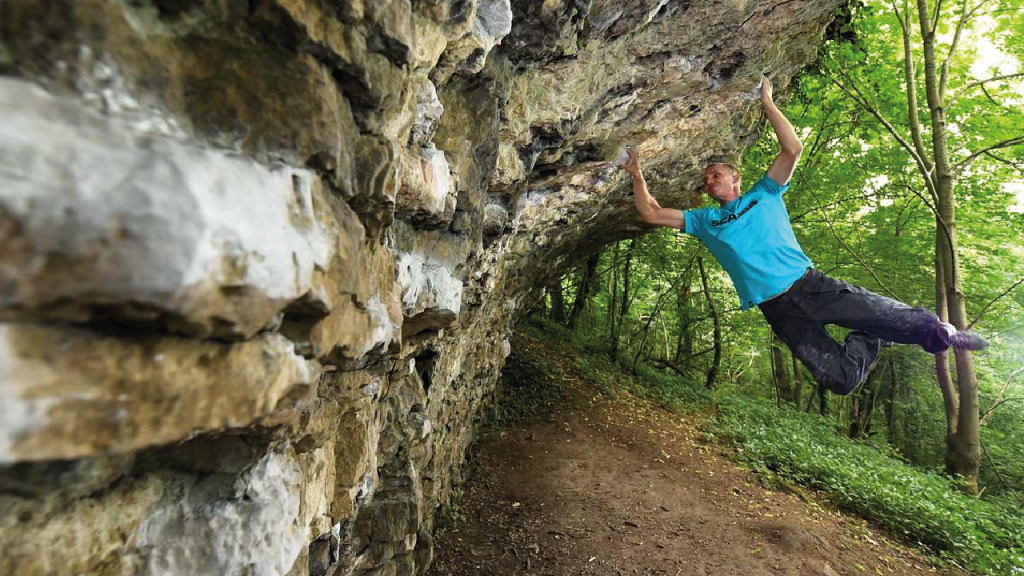 Jon Procter bouldering outdoors