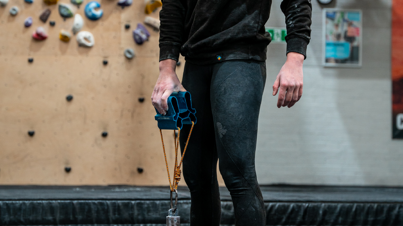 Climber grip strength training with the quad block