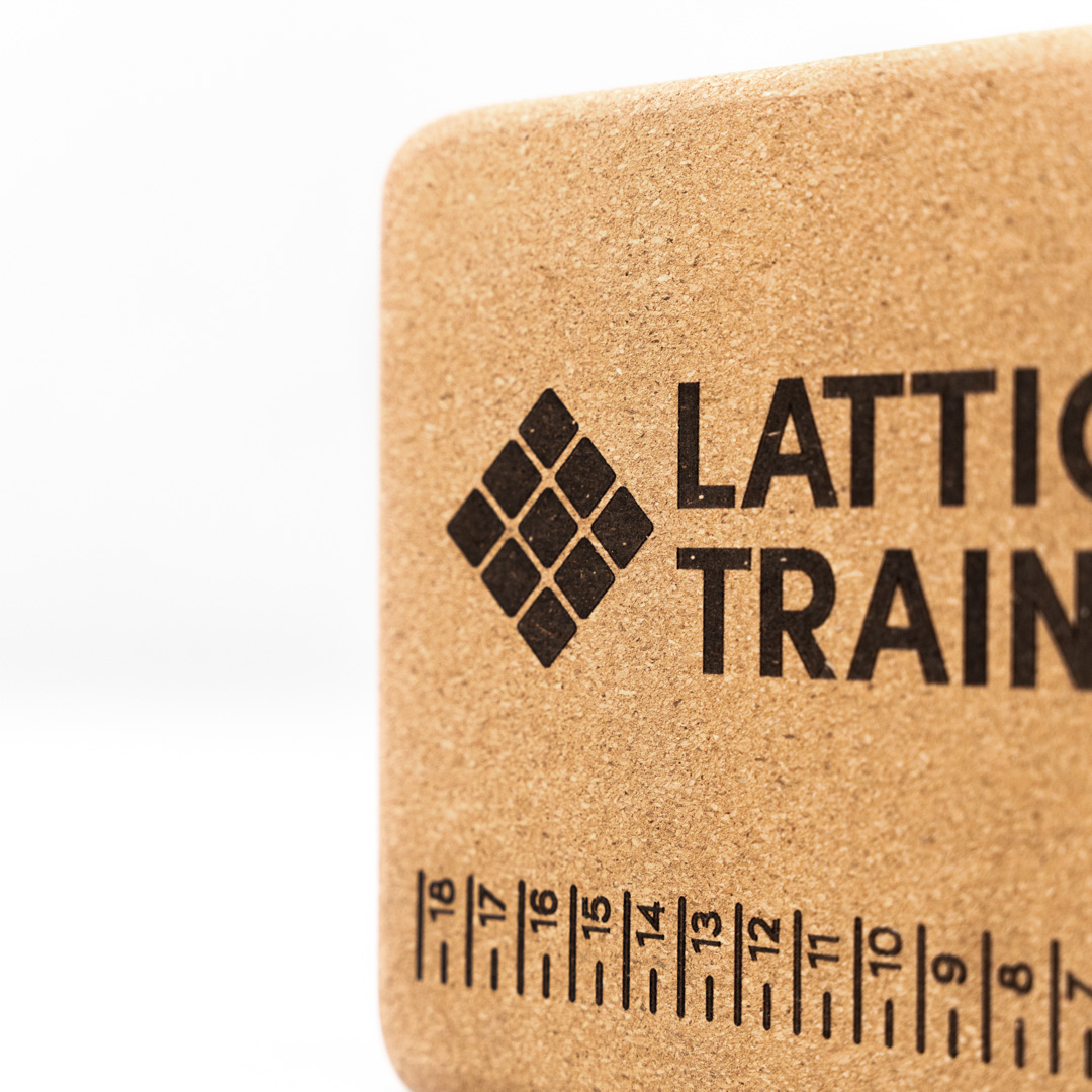 The Lattice flex block, stretching equipment for climbing stretches
