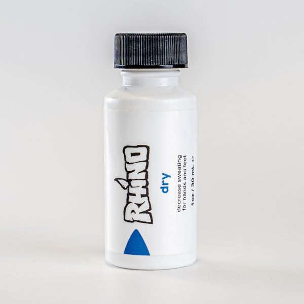 Rhino Skin Dry is an antiperspirant spray for climbs with sweaty hands that reduces or eliminates sweating for up to 3 days.