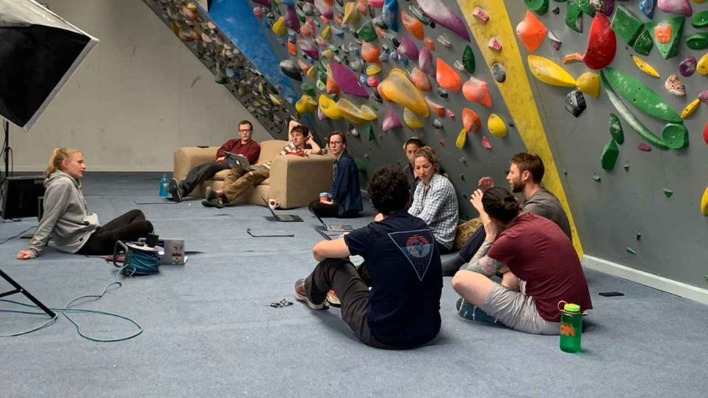 Lattice coaches working together.