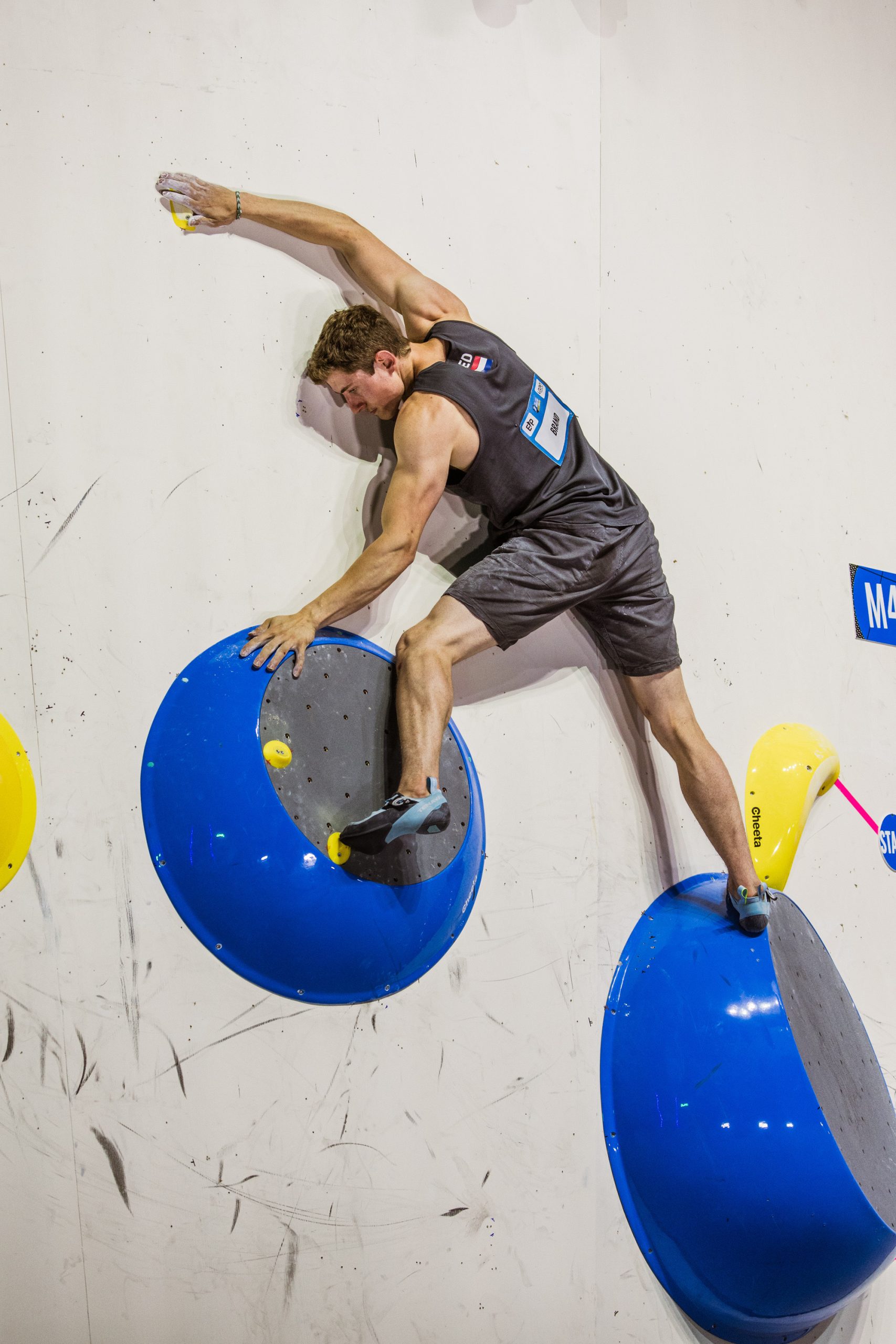 Paul Brand, competing indoor bouldering