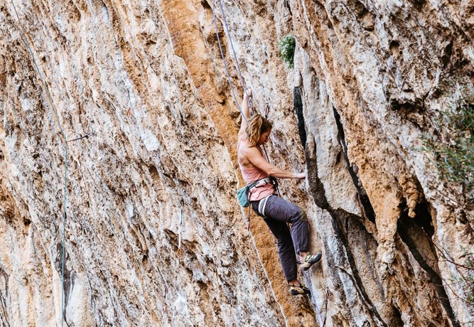 Female Climber Series: Endurance During the Luteal Phase